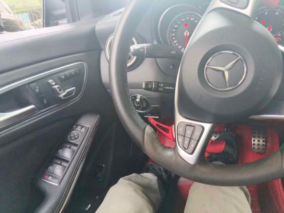 [上海·苏A] 二手奔驰奔驰CLA2017款 CLA 220 4MATIC 极地限量版