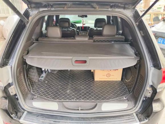 [济南·鲁A] 二手Jeep大切诺基2014款 3.0L 旗舰尊悦版