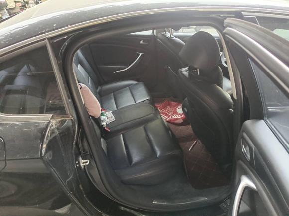 [上海·皖H] 二手雪铁龙雪铁龙C52014款 1.6T 自动尊享型