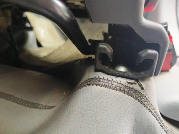 [西安·陕A] 二手铃木天语 SX42009款 两厢 1.8L 自动运动型