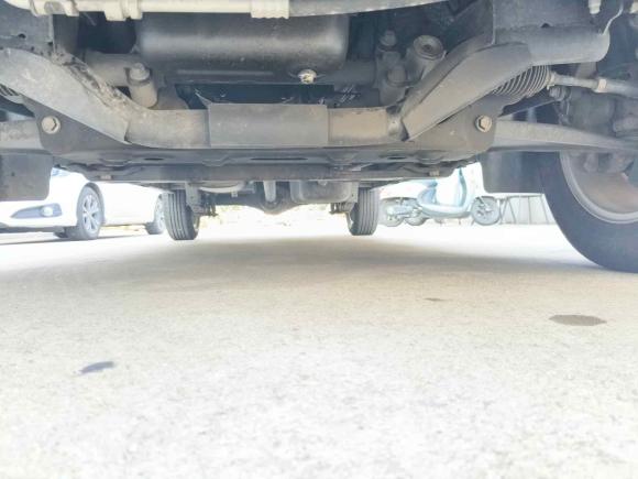 [南通·苏U] 二手金杯金海狮2022款 2.0L 客车魔术狮 9座