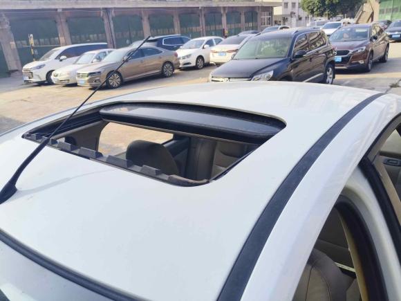 [西安·陕A] 二手福特福克斯2012款 三厢经典 1.8L 自动时尚型