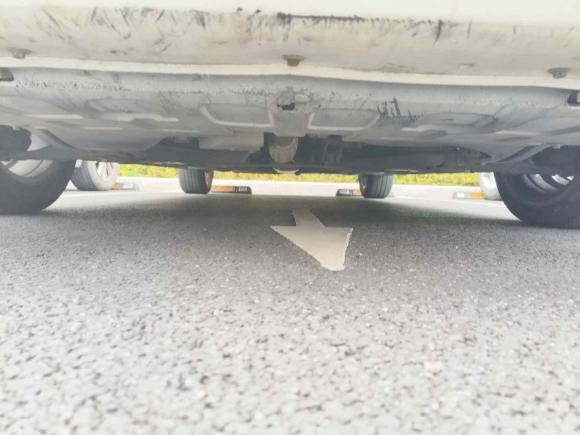 [嘉兴·浙C] 二手荣威荣威3502013款 350C 1.5L 自动迅悦版