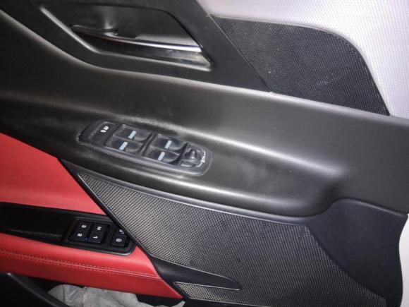 [上海·鲁A] 二手捷豹捷豹XE2015款 2.0T 200PS R-Sport