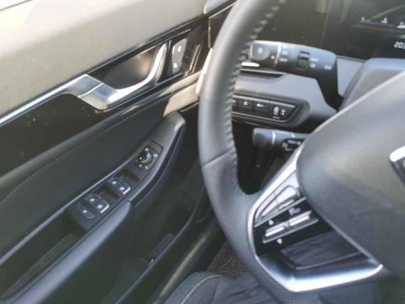 [杭州·浙E] 二手奔腾奔腾B702022款 第三代 1.5T 自动乐享型