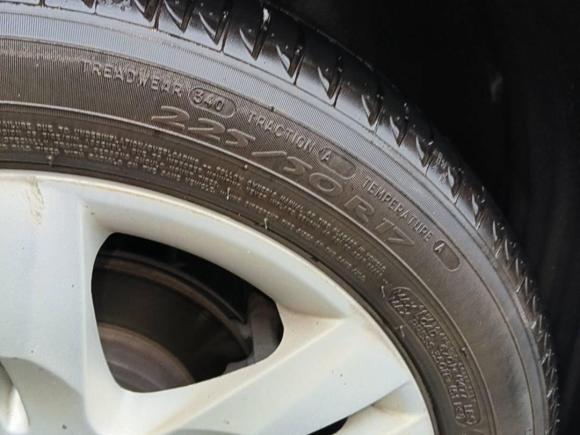 [广州·粤H] 二手标致标致30082015款 1.6THP 自动至尚版