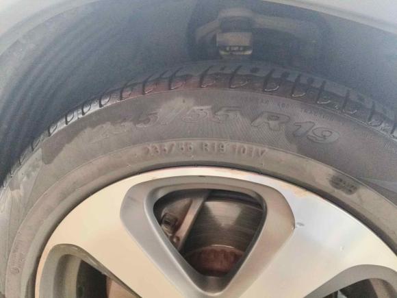 [苏州·苏E] 二手奔驰奔驰GLC2017款 GLC 260 4MATIC 豪华型