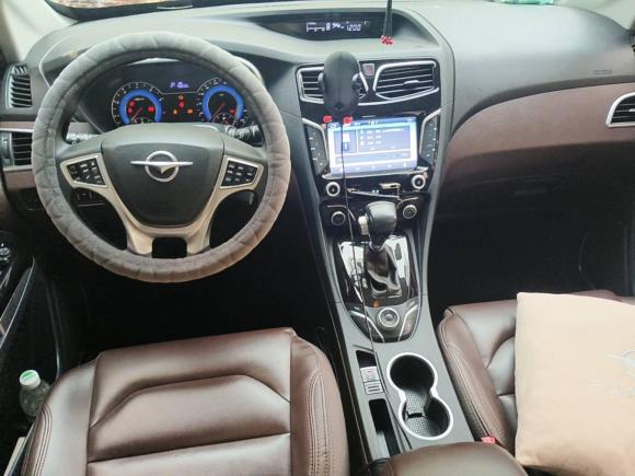 [深圳·粤T] 二手海马福美来F72017款 1.5T 7座自动标准型