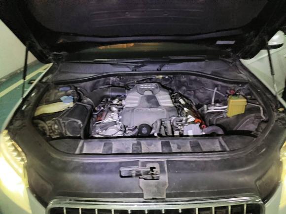 [深圳·粤B] 二手奥迪奥迪Q72011款 3.0 TFSI 进取型(200kW)