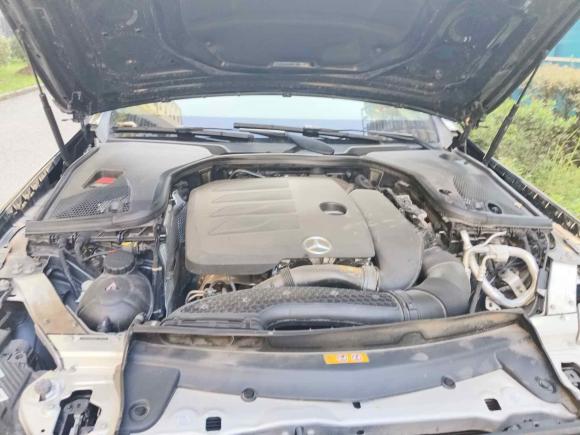 [武汉·鄂A] 二手奔驰奔驰E级2021款 改款 E 300 L 时尚型