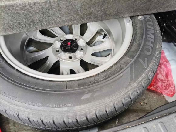 [广州·粤F] 二手现代途胜2015款 1.6T 双离合两驱智能型