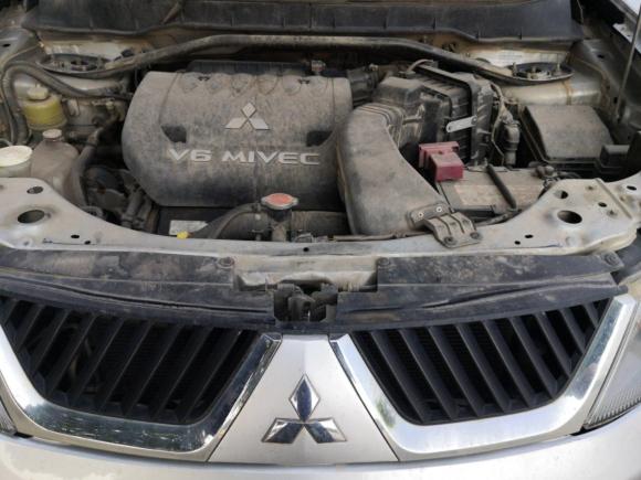 [武汉·鄂A] 二手三菱欧蓝德2006款 3.0 豪华型