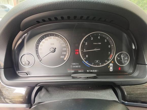 [上海·沪J] 二手宝马宝马5系2014款 525Li 豪华设计套装