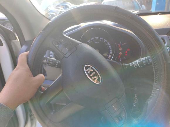 [上海·沪B] 二手起亚智跑2012款 2.0L 手动两驱版GLS