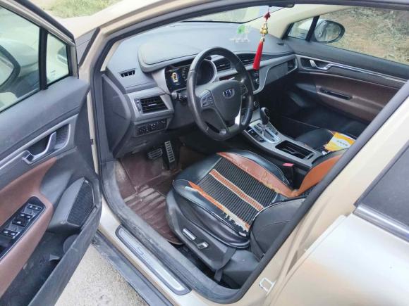 [义乌·浙G] 二手吉利汽车帝豪GS2016款 运动版 1.3T 自动臻尚型