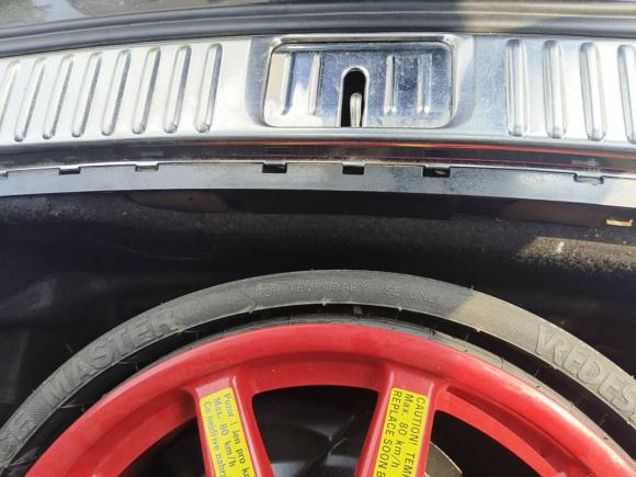 [义乌·浙G] 二手保时捷Cayenne2014款 Cayenne Platinum Edition 3.0T