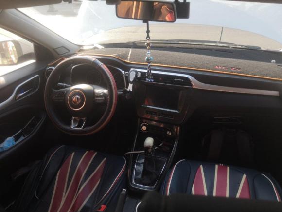 [济南·鲁A] 二手名爵名爵ZS2017款 1.5L 自动尊享互联网版