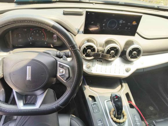 [上海·沪D] 二手魏牌魏牌 VV72020款 2.0T 旗舰型