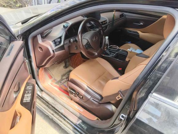 [苏州·苏U] 二手雷克萨斯雷克萨斯ES2020款 300h 卓越版