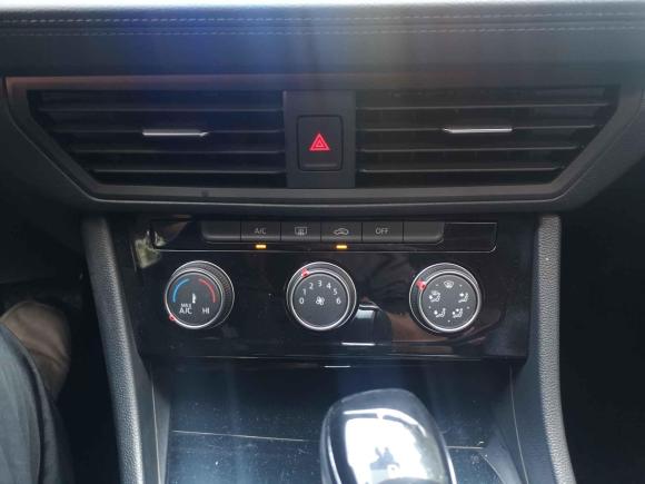 [无锡·苏B] 二手大众速腾2019款 280TSI DSG舒适型 国VI