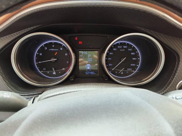 [温州·川M] 二手众泰众泰T3002017款 1.5T CVT尊享型