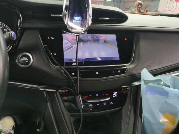 [上海·沪D] 二手凯迪拉克凯迪拉克XT52021款 2.0T 两驱豪华型