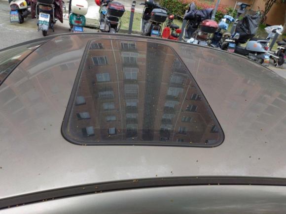 [上海·豫P] 二手现代悦动2011款 1.6L 手动豪华型