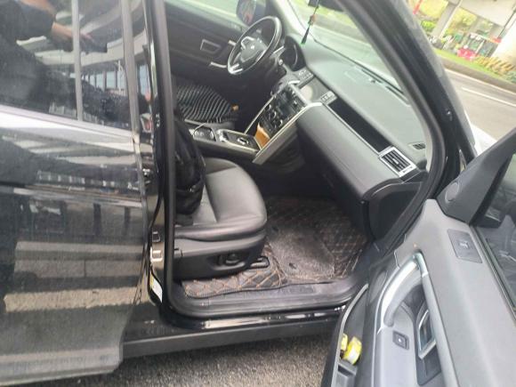 [广州·粤A] 二手路虎发现神行2018款 240PS SE版