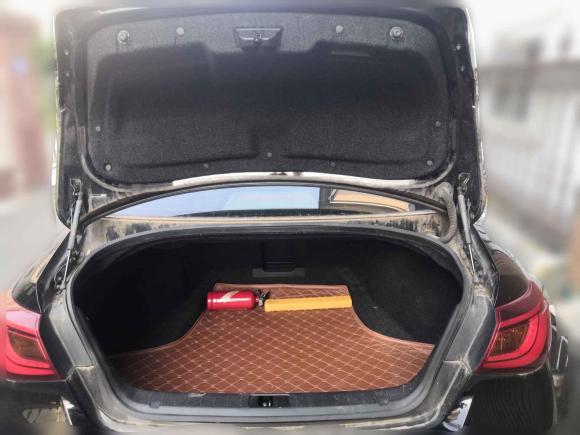 [无锡·苏B] 二手英菲尼迪英菲尼迪Q702015款 Q70L 2.5L 精英版