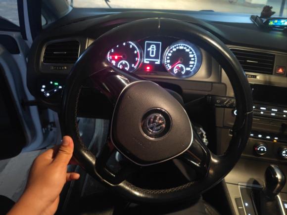 [上海·沪C] 二手大众高尔夫2015款 1.6L 自动舒适型