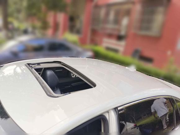 [上海·沪A] 二手荣威荣威i6新能源2019款 PLUS 50T 互联网荣耀旗舰版