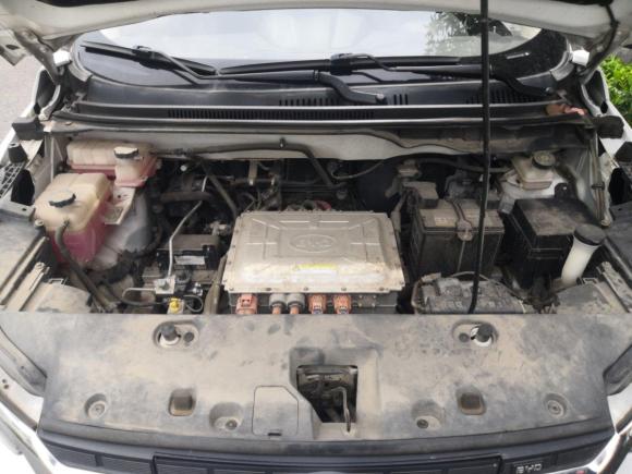 [武汉·鄂A] 二手比亚迪元新能源2018款 EV360 智联炫酷型