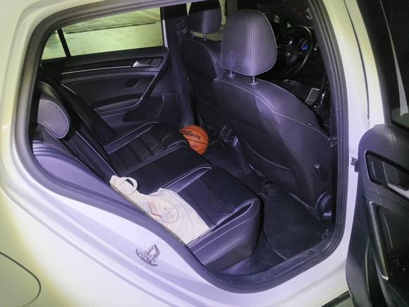 [上海·苏E] 二手大众高尔夫2017款 2.0TSI R