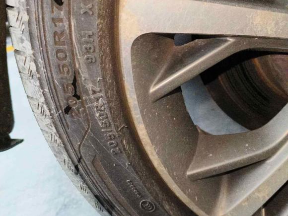 [佛山·鄂R] 二手奇瑞艾瑞泽52016款 1.5L CVT领锐版