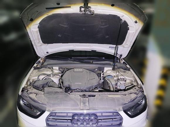 [南京·苏A] 二手奥迪奥迪A4L2015款 35 TFSI 自动舒适型