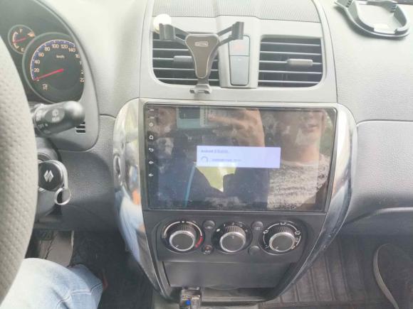 [上海·豫Q] 二手铃木天语 SX42013款 1.6L 手动酷锐型