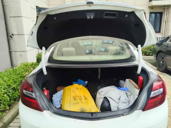 [上海·苏E] 二手别克君威2014款 2.4L SIDI精英时尚型