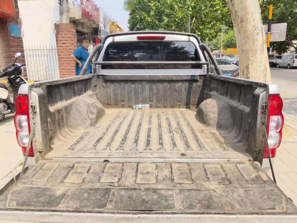 [济南·鲁A] 二手长城风骏52017款 2.4L欧洲版汽油两驱进取型大双排4G69S4N