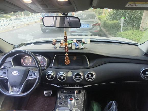 [青岛·鲁B] 二手江汽集团瑞风S72017款 2.0T 自动豪华型