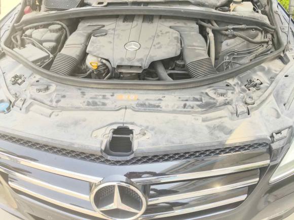 [青岛·鲁B] 二手奔驰奔驰R级2017款 R 320 4MATIC 商务型臻藏版