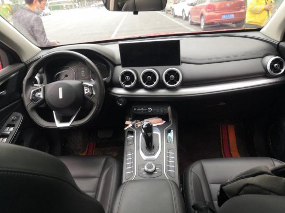 [成都·川A] 二手魏牌魏牌 VV52020款 1.5T 两驱颜先锋