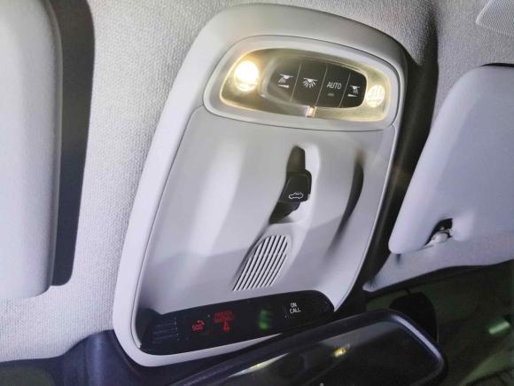 [武汉·鄂A] 二手沃尔沃沃尔沃XC402022款 T4 四驱智行时尚版