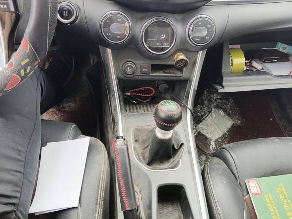 [青岛·鲁B] 二手比亚迪宋2016款 盖世版 1.5TI 手动精英型