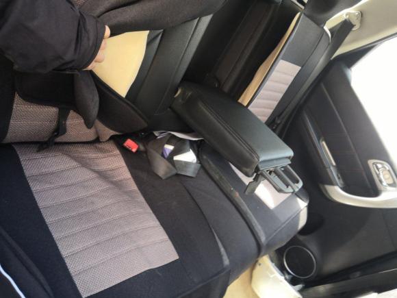 [上海·皖H] 二手哈弗哈弗H62015款 升级版 1.5T 手动两驱精英型