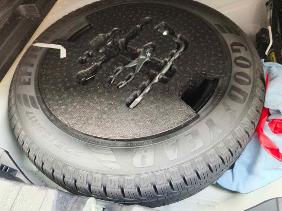 [上海·沪A] 二手哈弗哈弗H62017款 蓝标 运动版 1.5T 手动两驱精英型