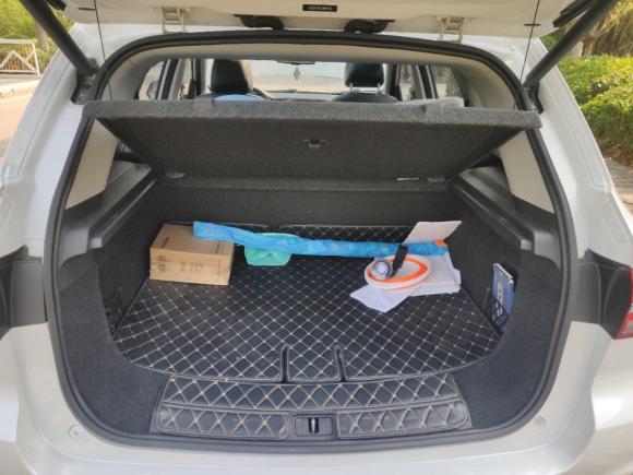 [南通·沪A] 二手荣威荣威RX5新能源2017款 eRX5 50T 混动互联尊荣旗舰版