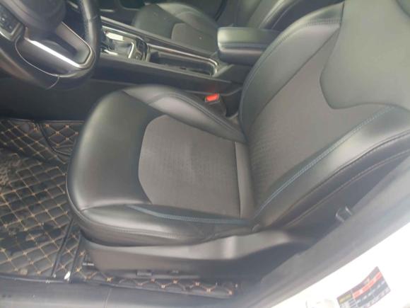 [青岛·甘A] 二手Jeep指南者2021款 220T 自动领先版