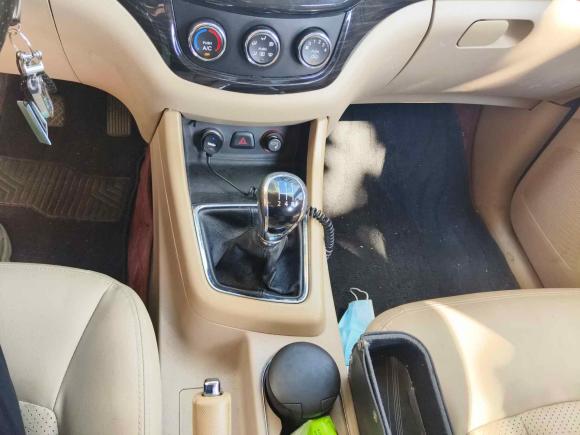 [深圳·粤L] 二手宝骏宝骏7302014款 1.5L 手动舒适ESP版 7座