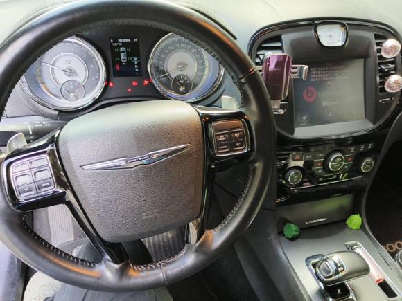 [深圳·粤B] 二手克莱斯勒克莱斯勒300C2013款 3.6L S锋尚版