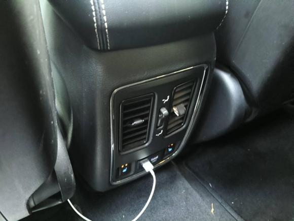 [苏州·苏E] 二手Jeep大切诺基2014款 3.0L 舒享导航版